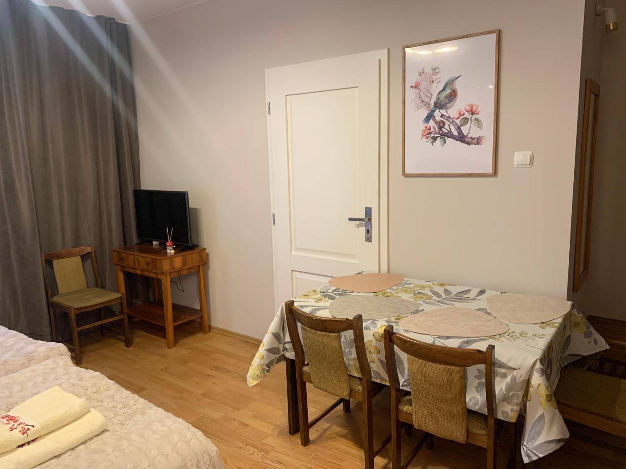 Apartament Samodzielne Wyposazone Mieszkanie Warszawa